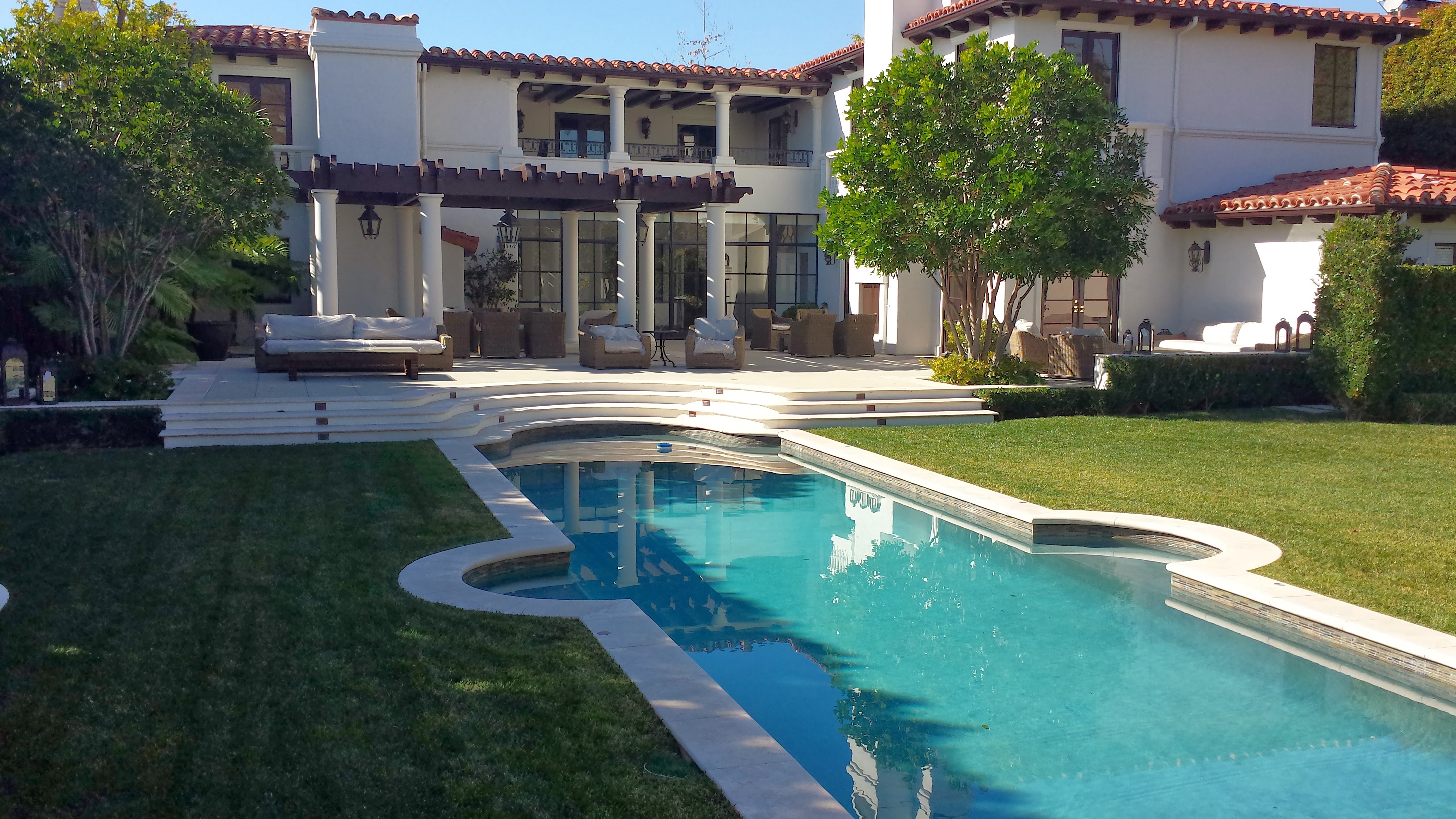Freeform Pools