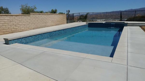 /images/photo-gallery/traditional-pools/0703171448a.1912091419550.jpg