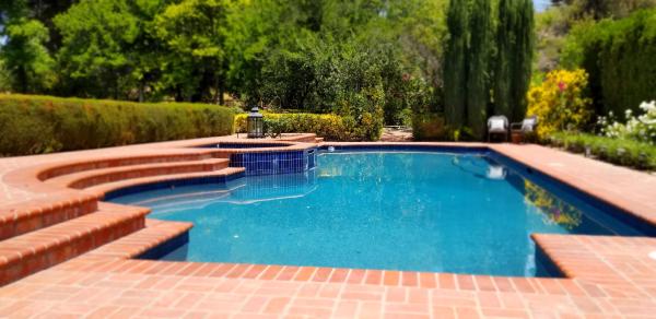 /images/photo-gallery/traditional-pools/20180604_122757.1809131728550.jpg